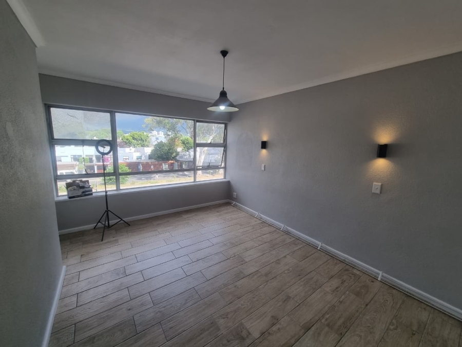 To Let 2 Bedroom Property for Rent in Claremont Western Cape